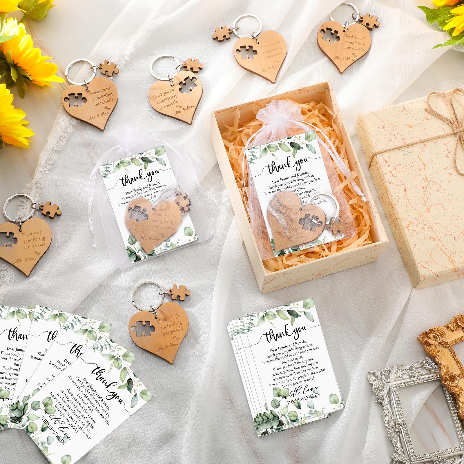 Amazon.com: Seeloowy 50 Sets Wedding Favors for Guests, Wood Heart